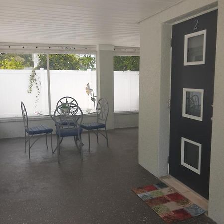 Bush Garden Park Nearby Apartments Tampa Exterior photo